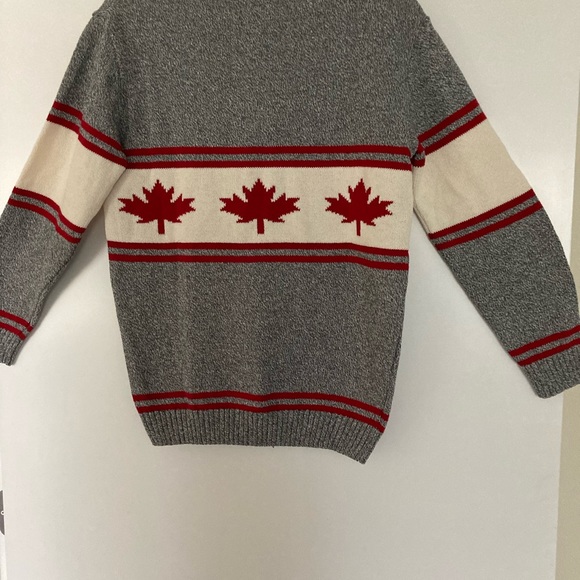 Cotton County Canadian Sweater - Picture 5 of 15